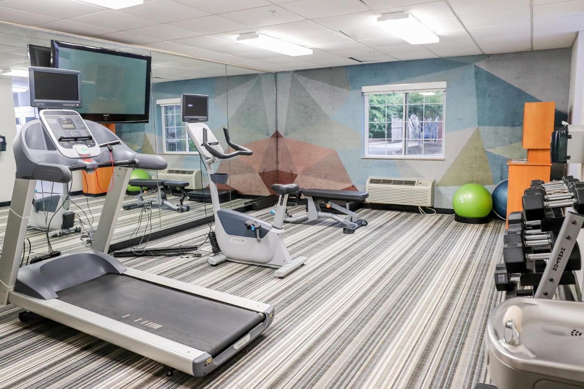 Candlewood Suites Richmond Airport By Ihg Sandston Eksteriør bilde